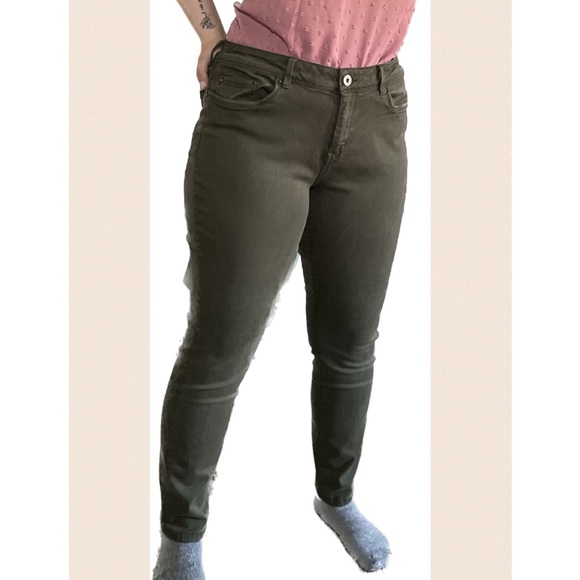 Olive Green, High-waisted Jegging Style Jeans, worn only a couple times - Picture 2 of 4